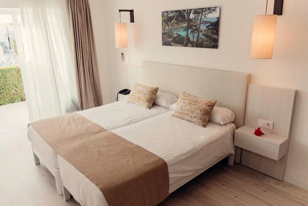 Double or Twin CAPACITY 2 Room, Hotel D'Or, Majorca