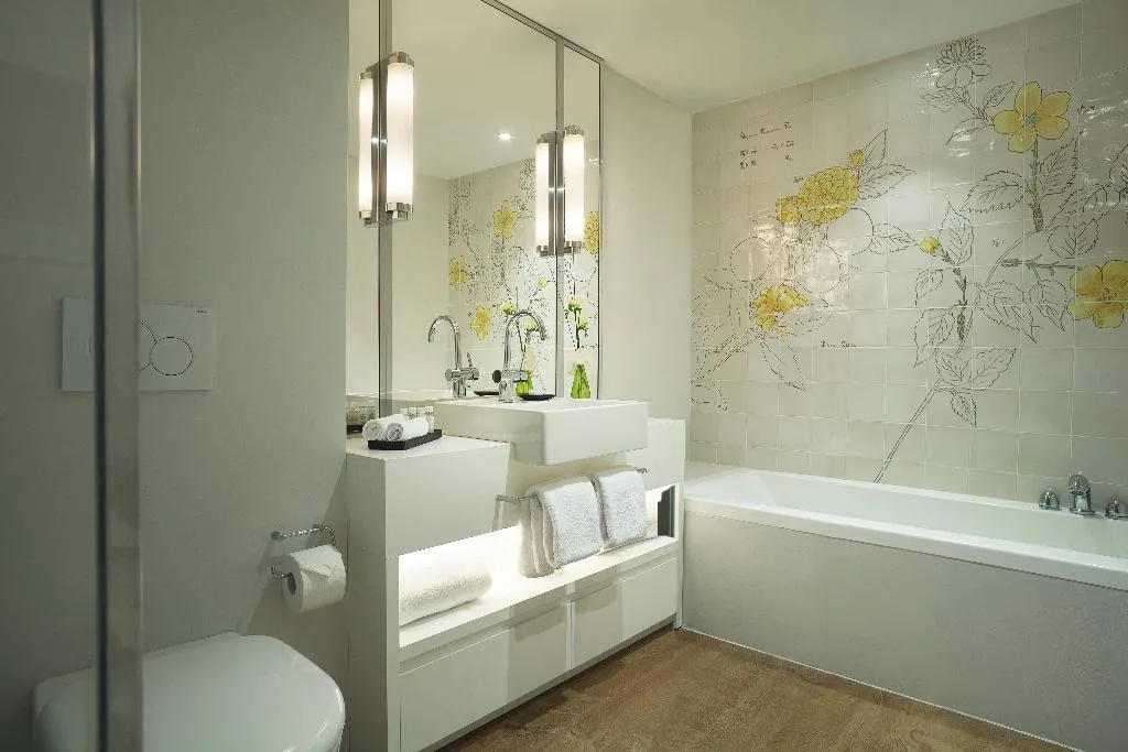 JUNIOR SUITE STANDARD Room, Hotel Camiral, Costa Brava