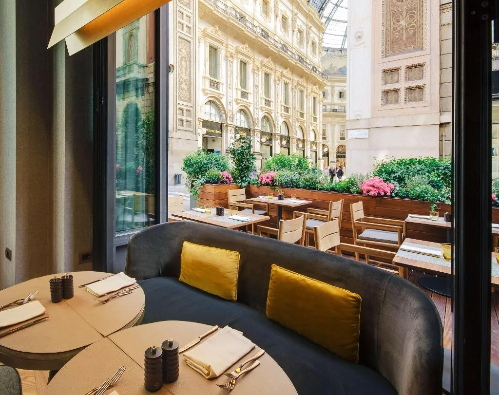 Bar, Park Hyatt Milan, Milan