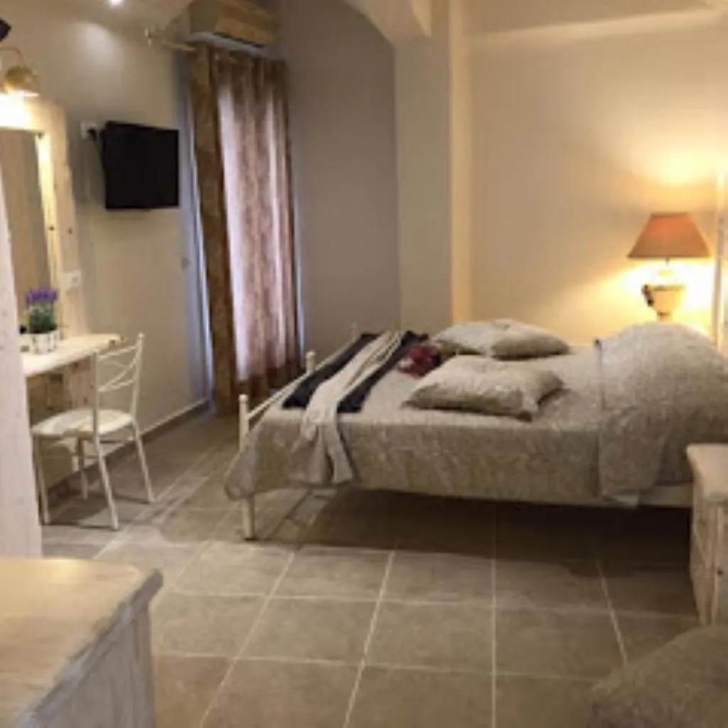 Double or Twin STANDARD Room, Villa Manos, Santorini