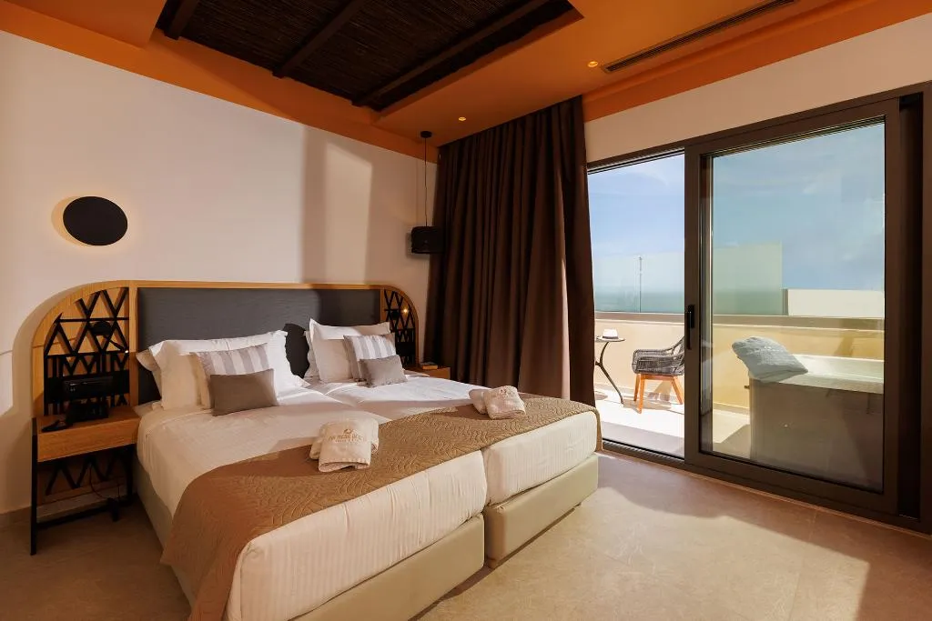 DOUBLE WITH JACUZZI Room, Palmera Beach Hotel & Spa, Crete