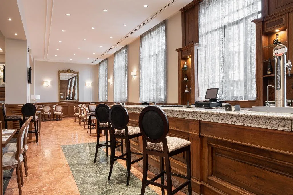 Restaurant, Dorma Alfonso VIII, Madrid