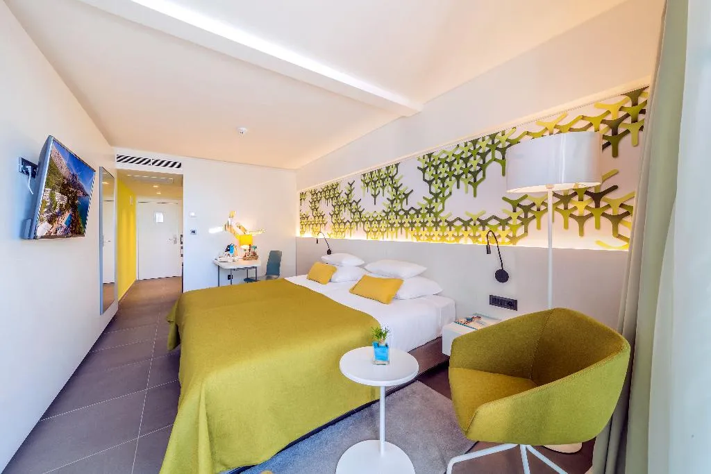 DOUBLE SIDE SEA VIEW Room, Bluesun hotel Berulia, Split