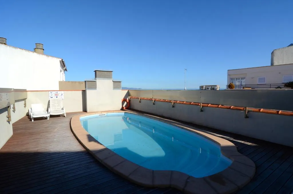 Pool, Mestral, Costa Brava