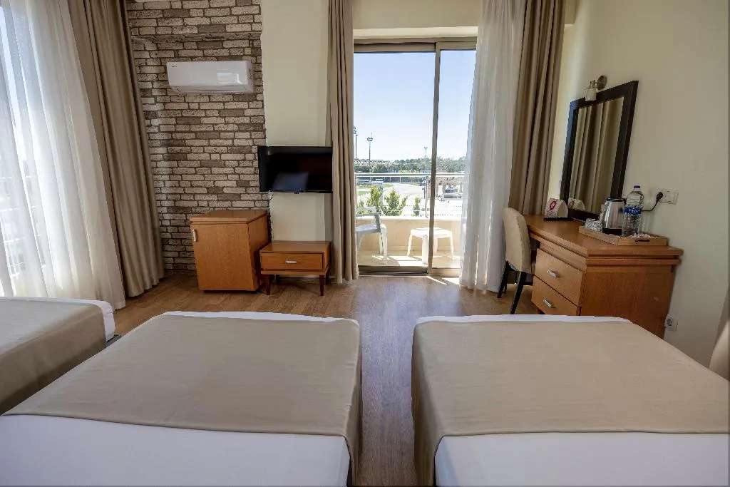 TRIPLE WITH VIEWS Room, Selin Otel Spa Belek, Antalya