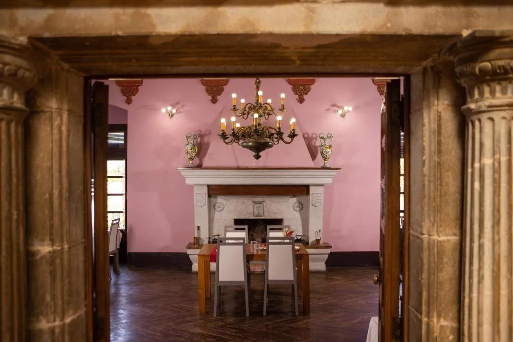 Lobby, Palau lo Mirador, Costa Brava