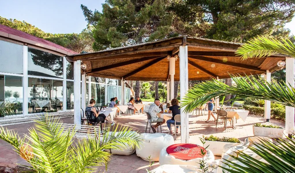 Terrace, New Barcavela Hotel, Cagliari