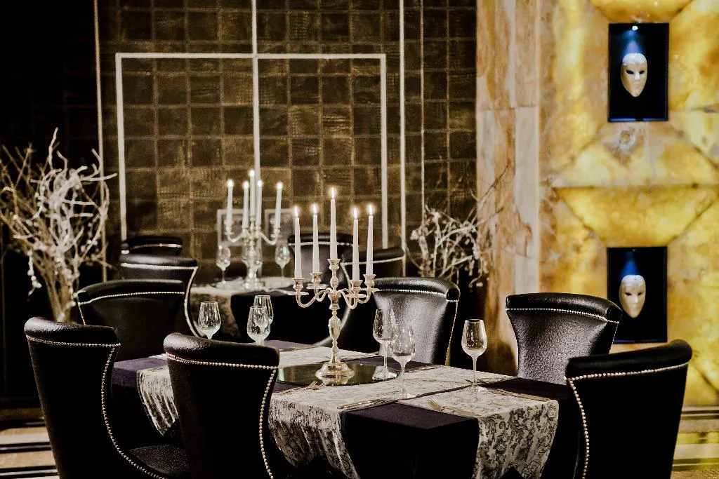 Restaurant, Royal Castle Design & Spa, Bourgas