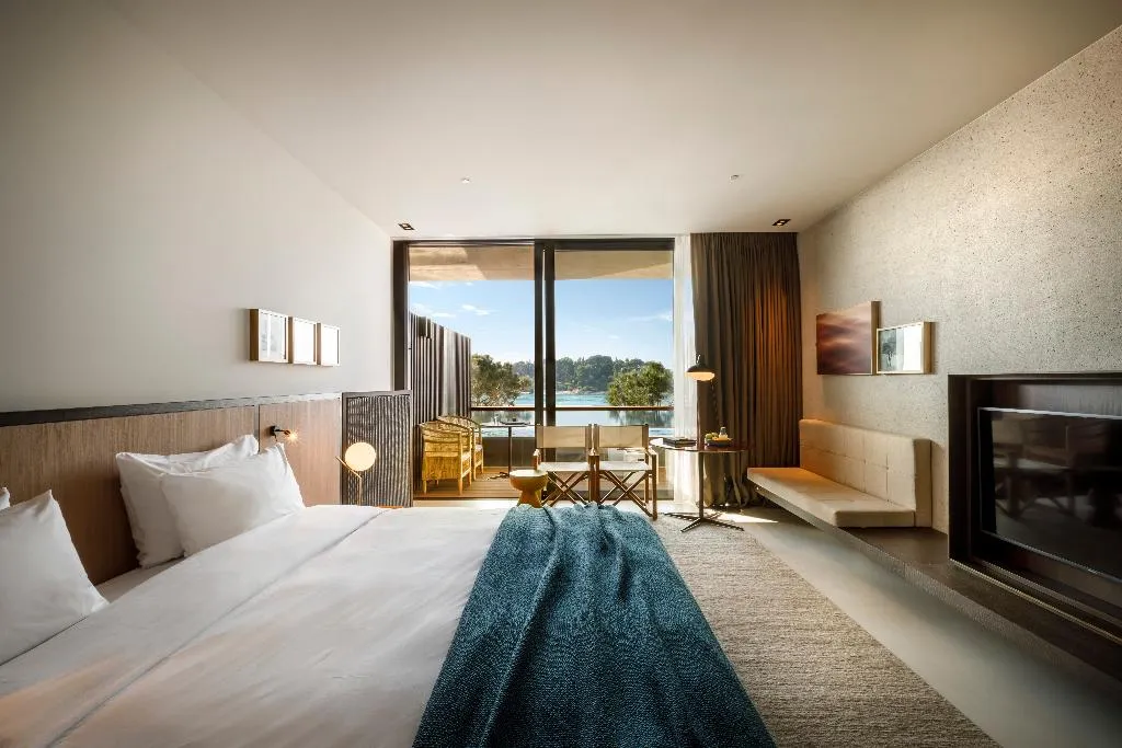 DOUBLE DELUXE SEA VIEW Room, Grand Park Hotel Rovinj by Maistra Collection, Istria