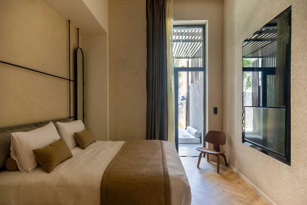 SUITE WITH JACUZZI Room, Newel Psychiko, Athens