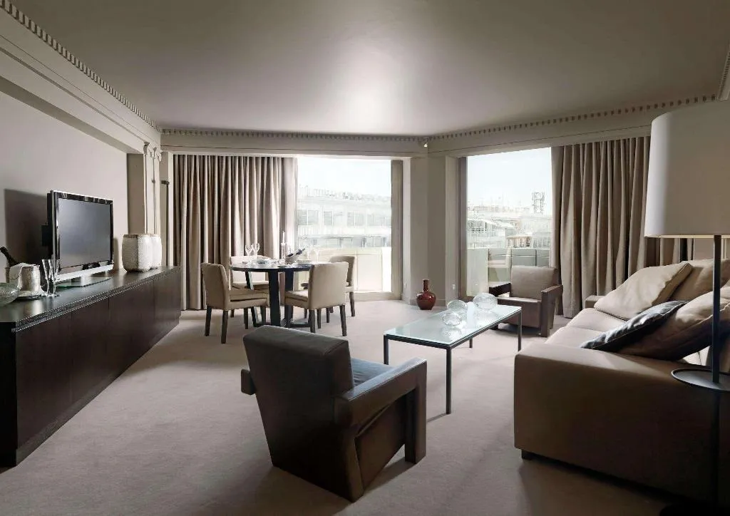 SUITE DELUXE Room, NJV Athens Plaza, Athens