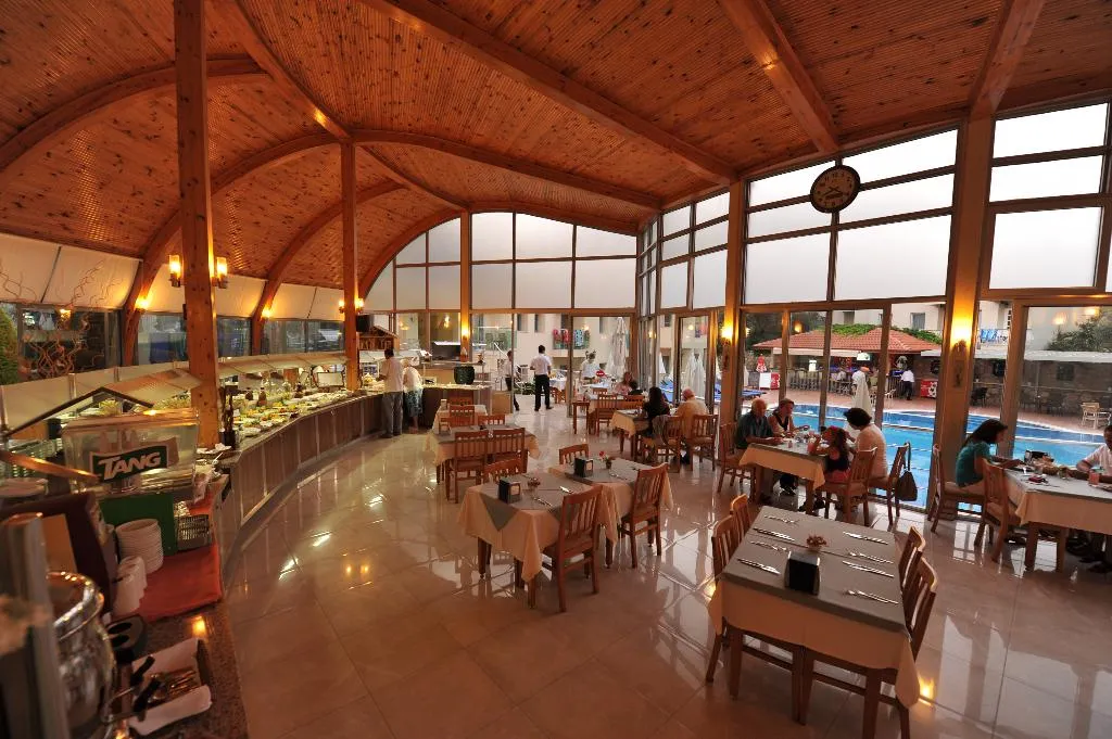 Restaurant, Belcehan Deluxe, Dalaman