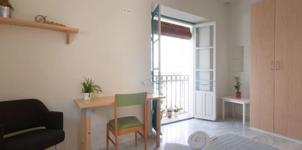 Room, The Nomad Hostel, Seville