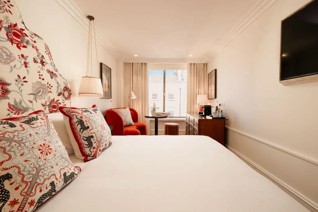 DOUBLE SUPERIOR Room, The Leinster, Dublin
