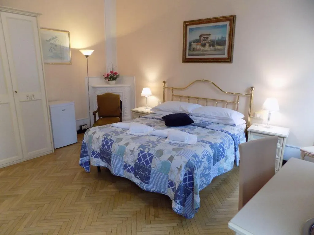 Room, Il Pitti Soggiorno, Florence