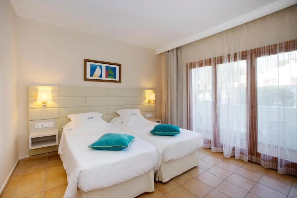 Room, Cala d'Or, Majorca
