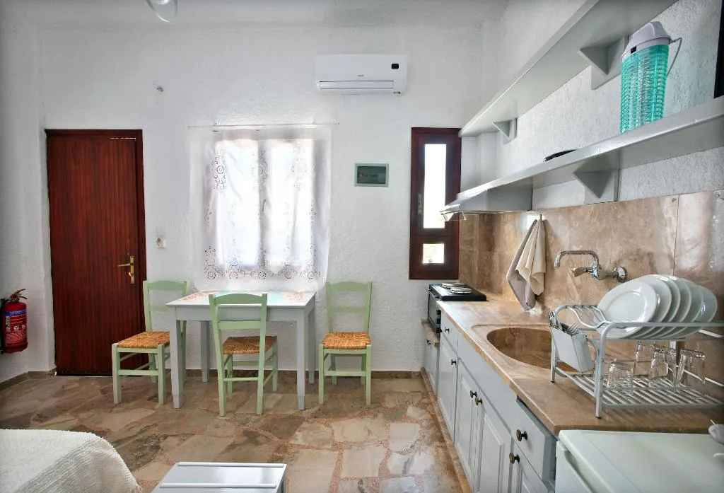 Room, New Aurora Apts Studios, Crete