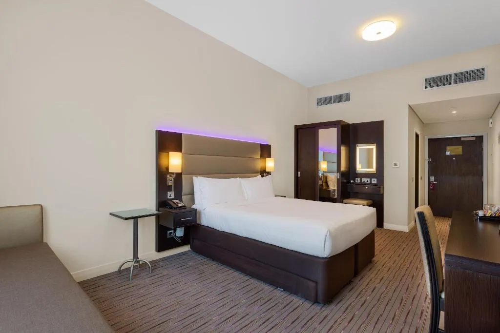 Room, Premier Inn Dubai Ibn Battuta Mall, Dubai