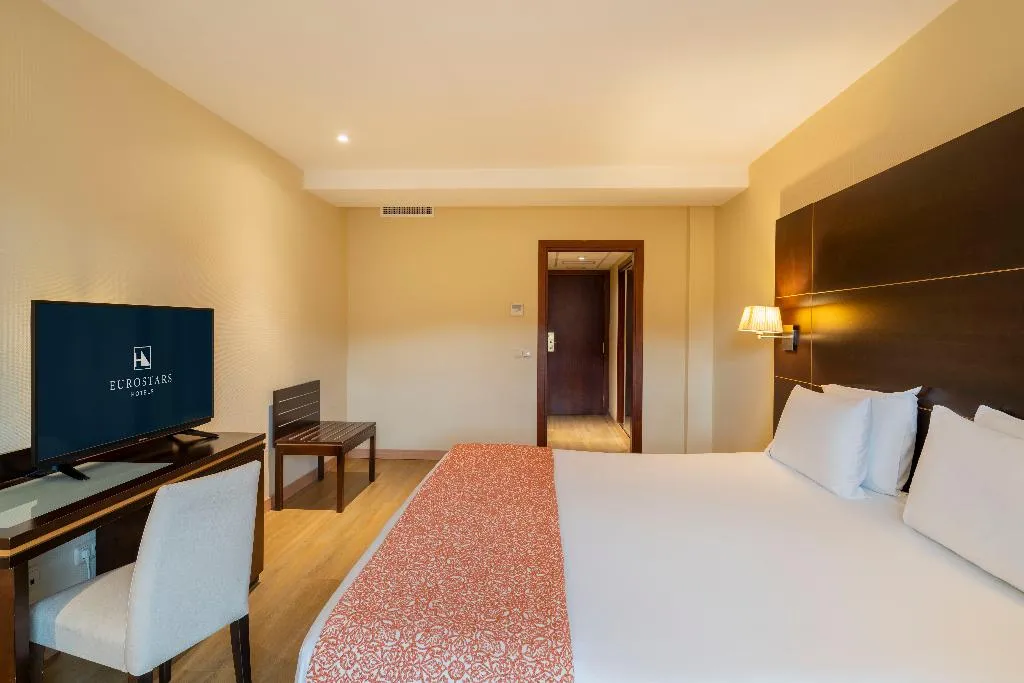 Double or Twin CITY VIEW Room, Eurostars Plaza Acueducto, Madrid