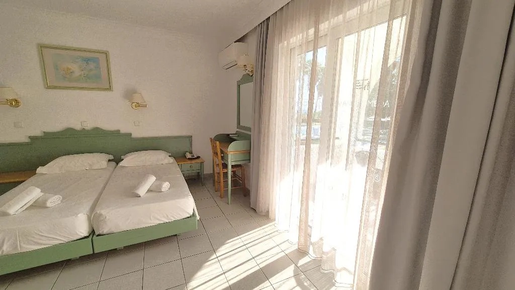 FAMILY ROOM CAPACITY 5 Room, Andromeda, Kos
