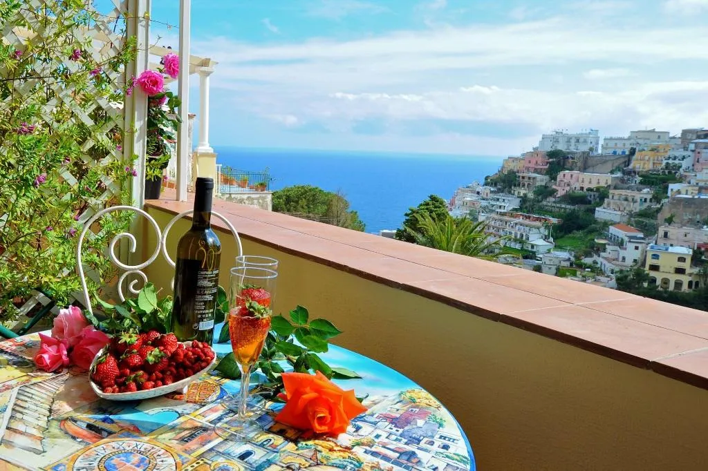 Room, Villa Mary, Naples