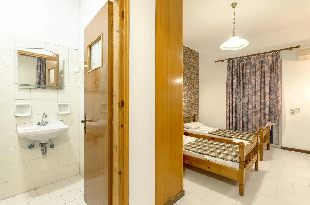 STUDIO STANDARD Room, Chrysafis Studios, Zante