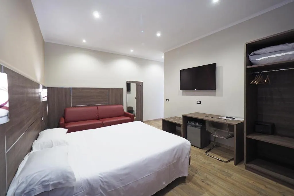 DOUBLE STANDARD Room, Osimar, Rome