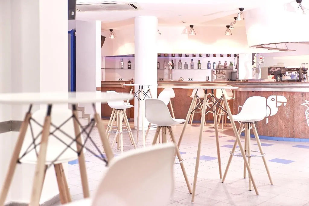 Bar, Checkin Caribe Youth Hotel, Costa Brava