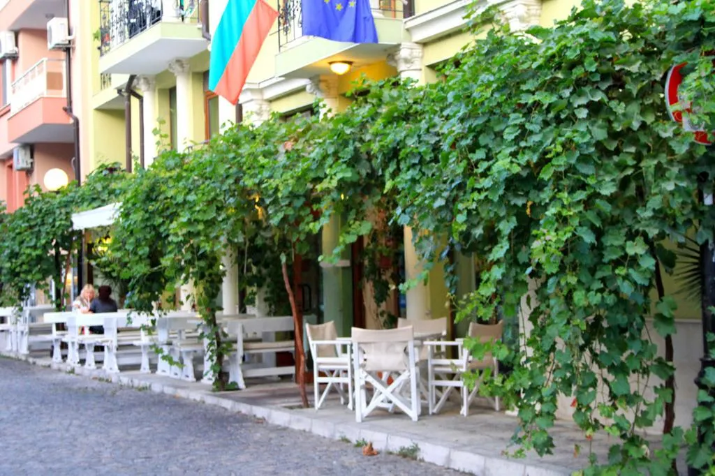 Restaurant, Zeus, Bourgas