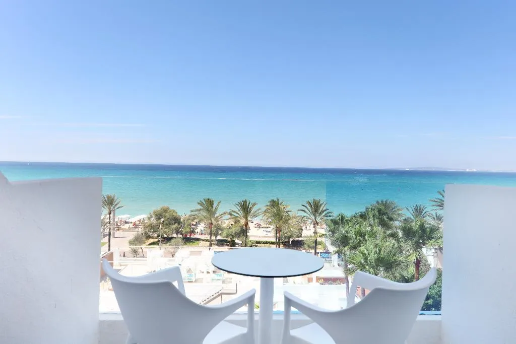 Double or Twin SEA VIEW Room, Iberostar Waves Bahía de Palma, Majorca