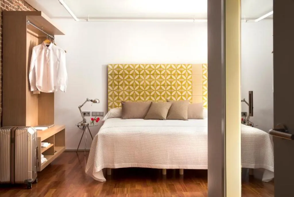 APARTMENT CAPACITY 6 THREE BEDROOM Room, Eric Vokel Madrid Suites, Madrid