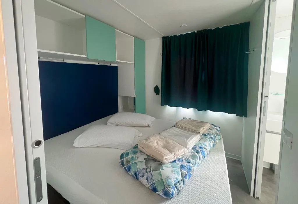 MOBILE HOME TWO BEDROOMS ONE BATHROOM Room, Camping Village Capo D'Orso, Olbia