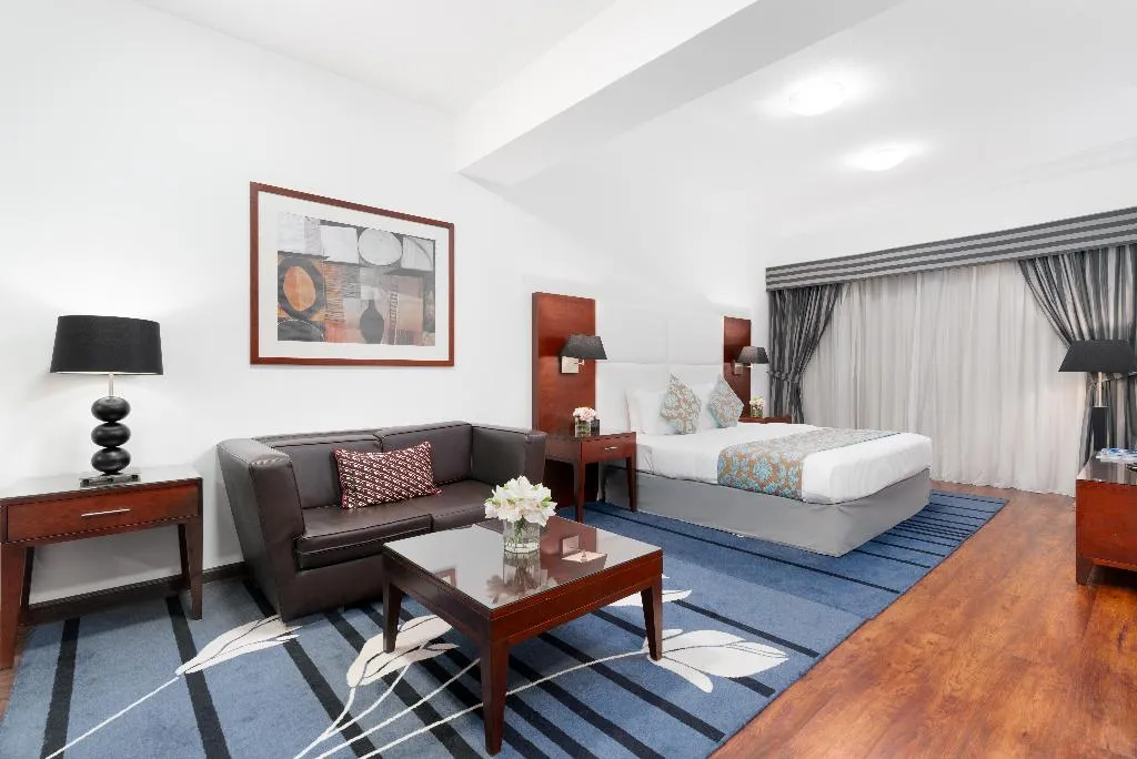 DOUBLE PREMIUM Room, Golden Sands Hotel & Residences, Dubai