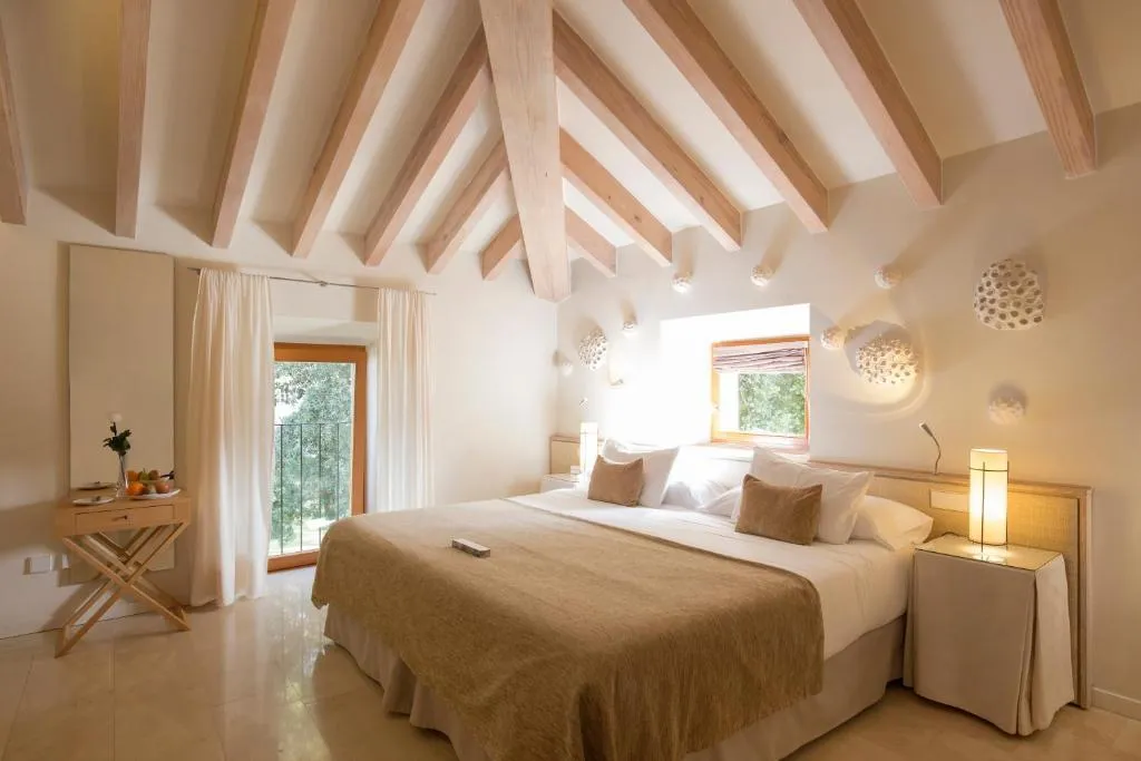 DOUBLE SINGLE USE STANDARD Room, Can Simoneta, Majorca