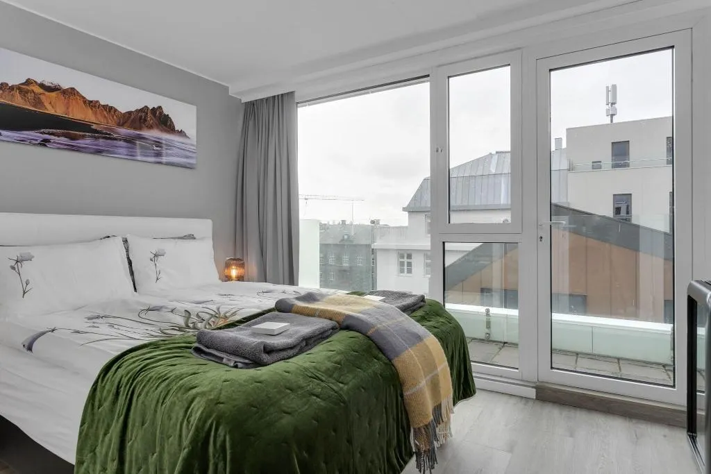 TWIN WITH VIEWS Room, City Center Hotel, Reykjavik