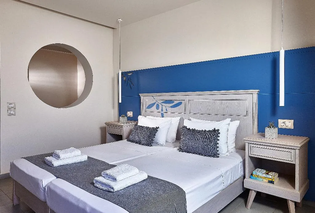 SUITE WITH JACUZZI Room, Castello Village Resort, Crete