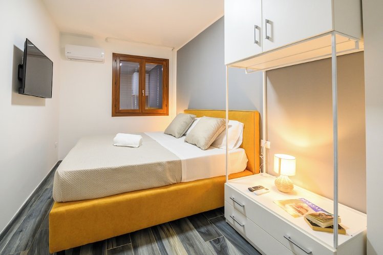 Baitan Hotel, Palermo