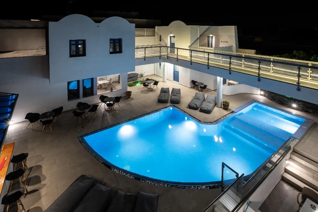 Pool, Tristhenia Hotel, Santorini