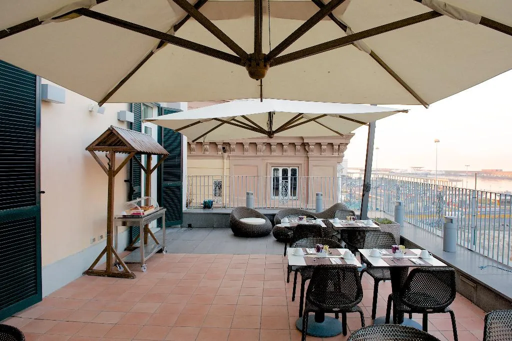 Terrace, Mercure Napoli Centro Angioino, Naples