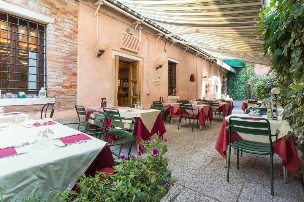 Restaurant, Ca' Messner 5 Leoni, Venice
