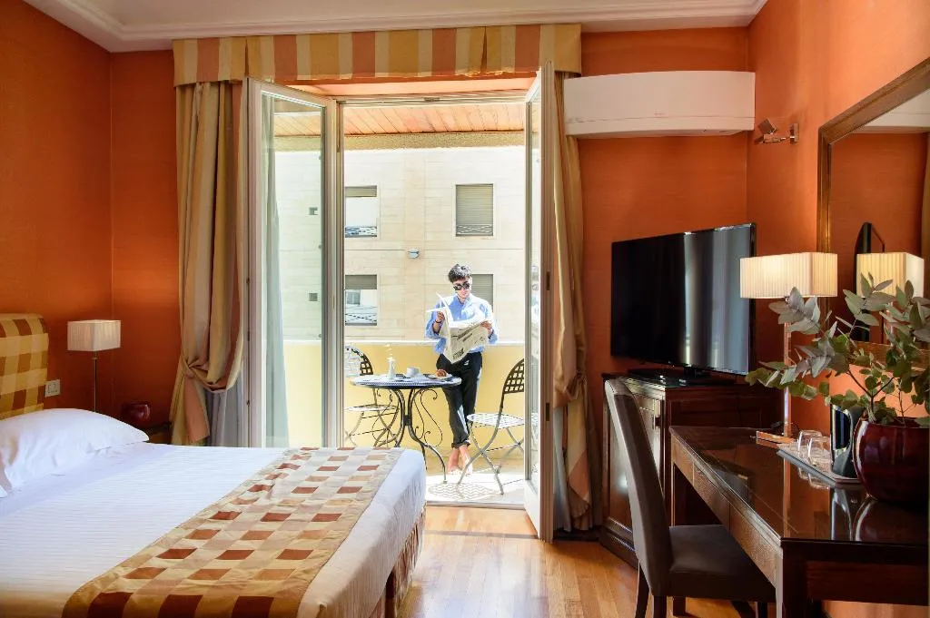 TWIN SUPERIOR Room, Grand Hotel Adriatico, Florence