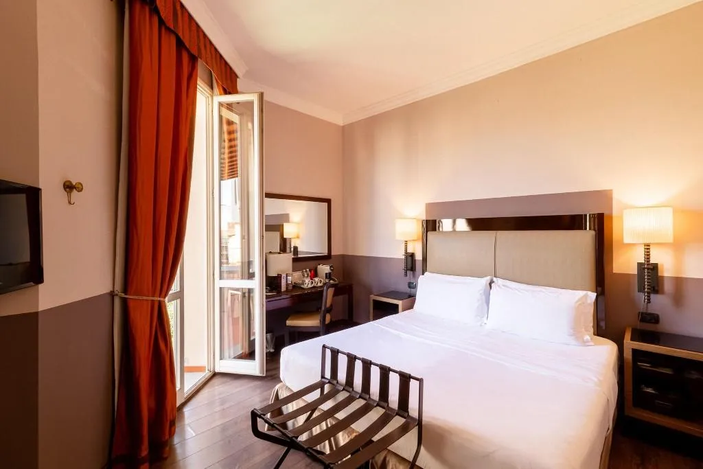 DOUBLE QUEEN SIZE BED Room, ALLEGROITALIA San Gallo Firenze, Florence