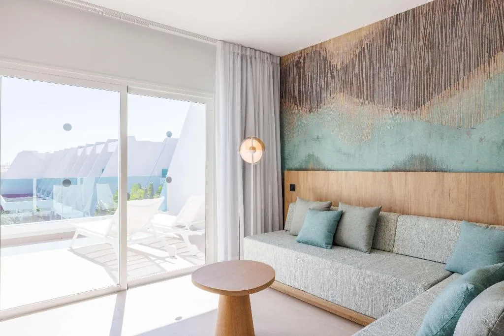 SUITE SEA VIEW Room, Radisson Blu Resort Lanzarote, Lanzarote