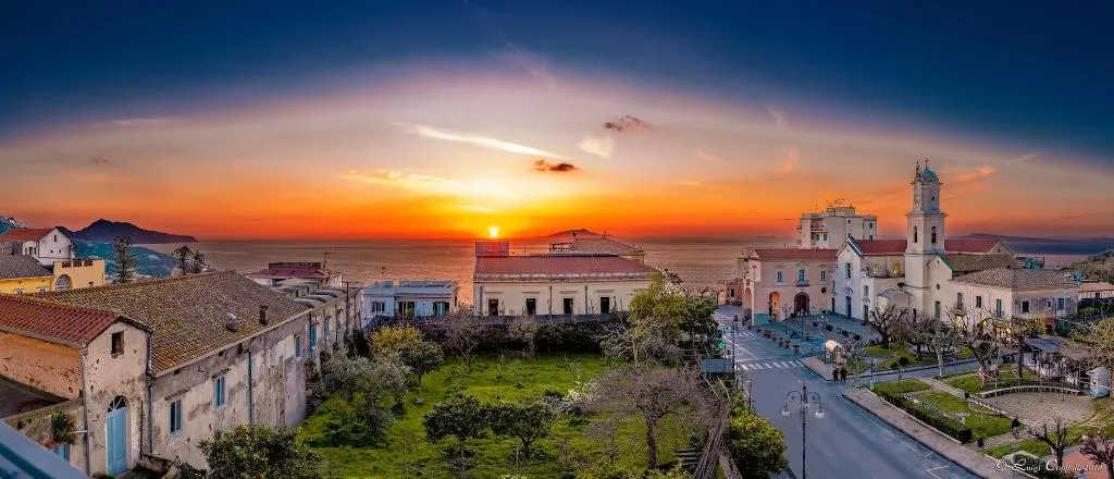 Terrace, Sunset Rooms, Naples