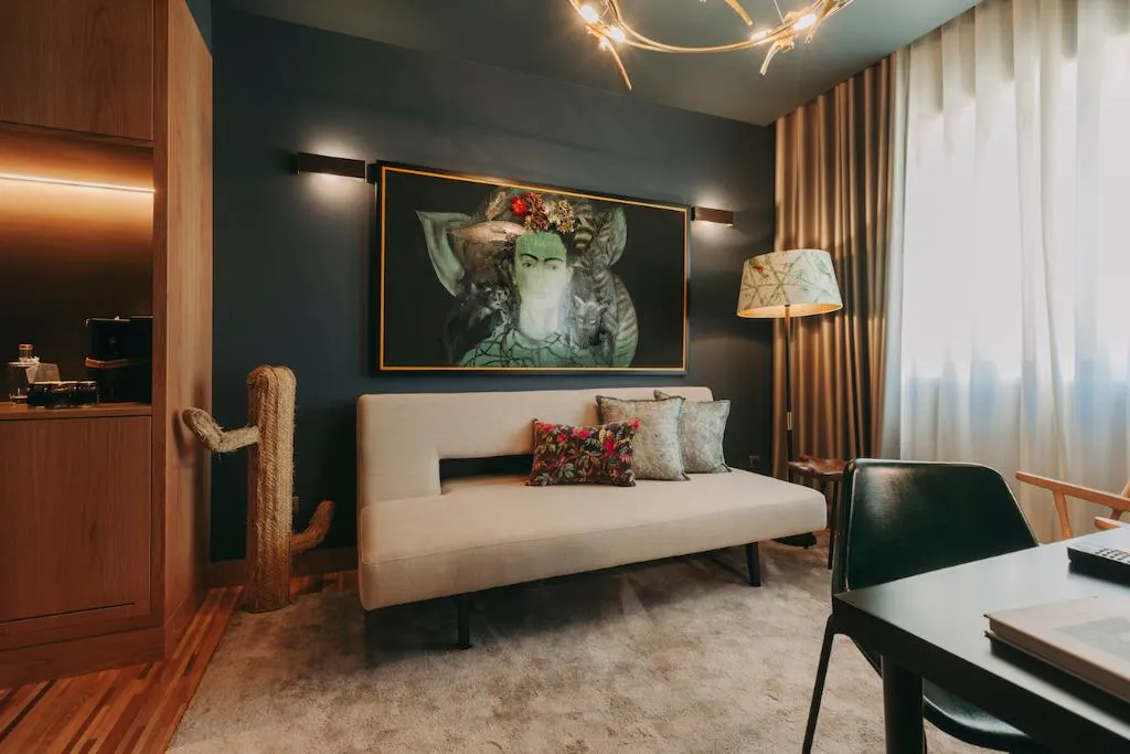 SUITE CLASSIC Room, Torel Avantgarde, Porto
