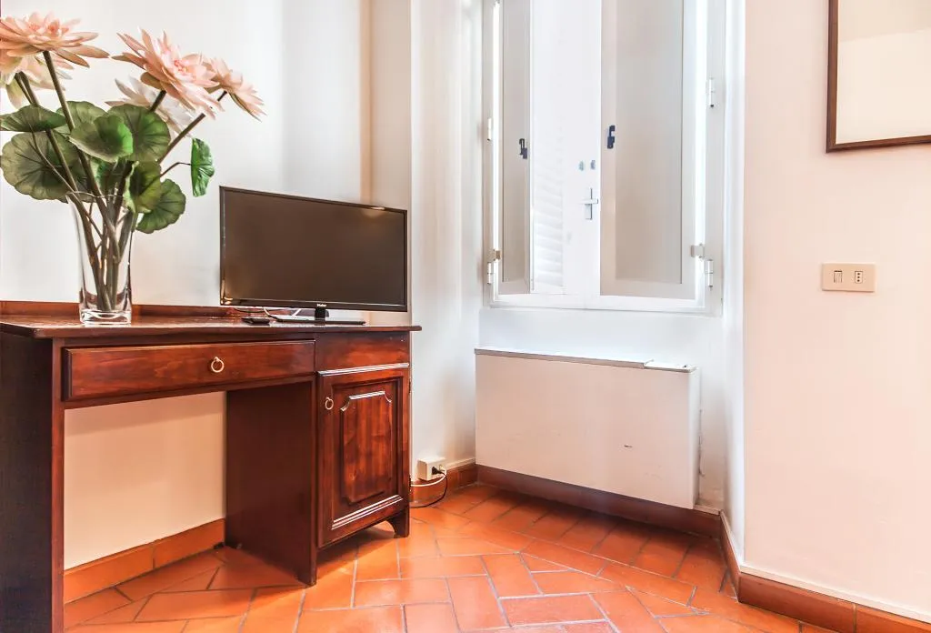 DOUBLE STANDARD Room, Costantini, Florence