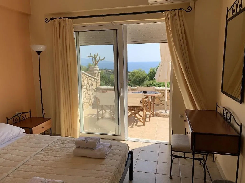 Room, Lithies Studios & Apartments, Zante