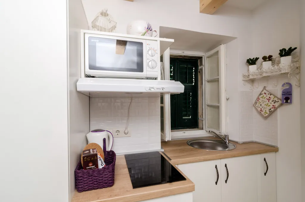 STUDIO CITY VIEW Room, Lavender Garden Apartments, Dubrovnik