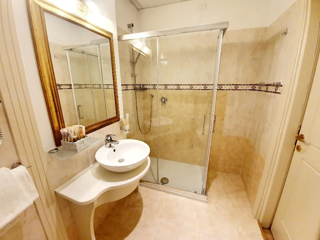 Double or Twin SUPERIOR Room, Corte dei Greci, Venice