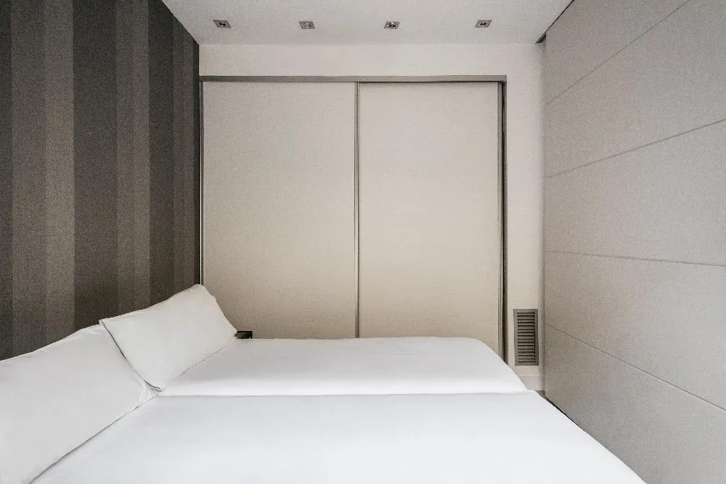 APARTMENT STANDARD Room, Barcelona Apartment Viladomat, Barcelona